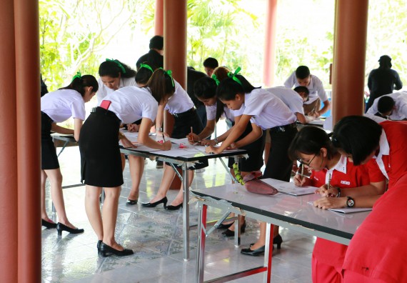 ภาพกิจกรรม คณะวิทยาศาสตร์และเทคโนโลยี เข้าร่วมโครงการอบรมสัมมนาเสริมสร้างศักยภาพในการอนุรักษ์สิ่งแวดล้อมธรรมชาติ หัวข้อ วิธีการวาดภาพทางพฤกษศาสตร์