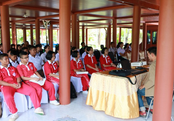 ภาพกิจกรรม คณะวิทยาศาสตร์และเทคโนโลยี เข้าร่วมโครงการอบรมสัมมนาเสริมสร้างศักยภาพในการอนุรักษ์สิ่งแวดล้อมธรรมชาติ หัวข้อ วิธีการวาดภาพทางพฤกษศาสตร์