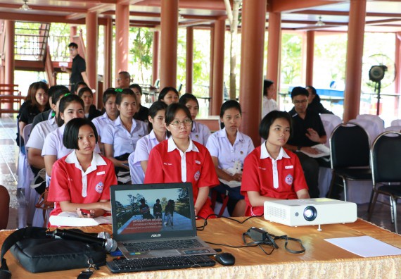ภาพกิจกรรม คณะวิทยาศาสตร์และเทคโนโลยี เข้าร่วมโครงการอบรมสัมมนาเสริมสร้างศักยภาพในการอนุรักษ์สิ่งแวดล้อมธรรมชาติ หัวข้อ วิธีการวาดภาพทางพฤกษศาสตร์
