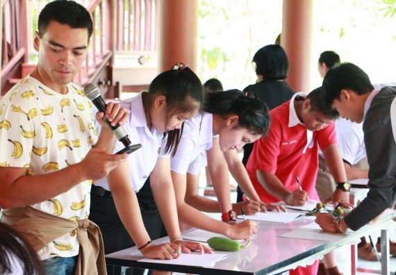ภาพกิจกรรม คณะวิทยาศาสตร์และเทคโนโลยี เข้าร่วมโครงการอบรมสัมมนาเสริมสร้างศักยภาพในการอนุรักษ์สิ่งแวดล้อมธรรมชาติ หัวข้อ วิธีการวาดภาพทางพฤกษศาสตร์