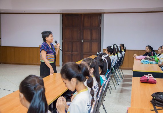 ภาพกิจกรรม คณะวิทยาศาสตร์และเทคโนโลยี จัดกิจกรรมพุทธศาสนากับวิทยาศาสตร์ เพื่อส่งเสริมคุณธรรม จริยธรรม