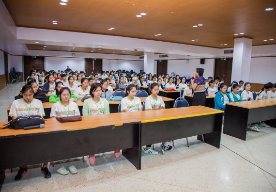 ภาพกิจกรรม คณะวิทยาศาสตร์และเทคโนโลยี จัดกิจกรรมพุทธศาสนากับวิทยาศาสตร์ เพื่อส่งเสริมคุณธรรม จริยธรรม