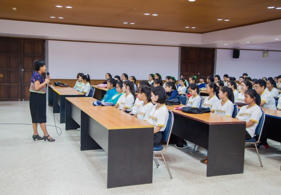 ภาพกิจกรรม คณะวิทยาศาสตร์และเทคโนโลยี จัดกิจกรรมพุทธศาสนากับวิทยาศาสตร์ เพื่อส่งเสริมคุณธรรม จริยธรรม