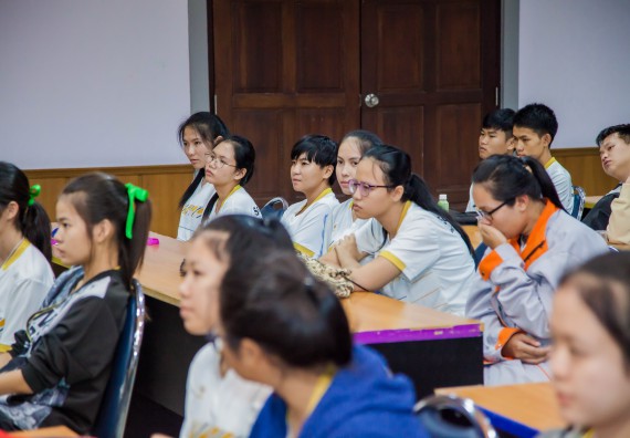 ภาพกิจกรรม คณะวิทยาศาสตร์และเทคโนโลยี จัดกิจกรรมพุทธศาสนากับวิทยาศาสตร์ เพื่อส่งเสริมคุณธรรม จริยธรรม