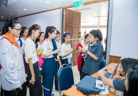 ภาพกิจกรรม คณะวิทยาศาสตร์และเทคโนโลยี จัดกิจกรรมพุทธศาสนากับวิทยาศาสตร์ เพื่อส่งเสริมคุณธรรม จริยธรรม