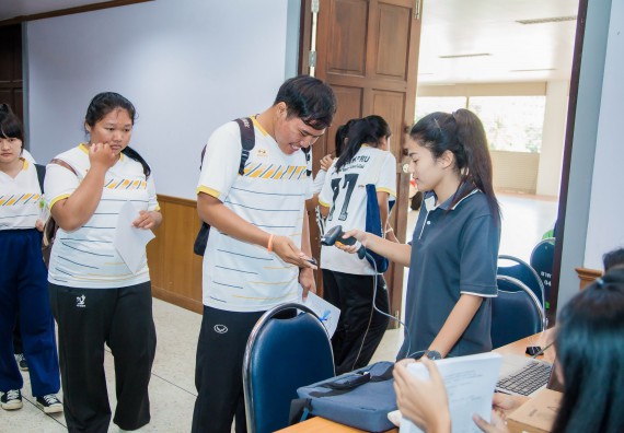 ภาพกิจกรรม คณะวิทยาศาสตร์และเทคโนโลยี จัดกิจกรรมพุทธศาสนากับวิทยาศาสตร์ เพื่อส่งเสริมคุณธรรม จริยธรรม