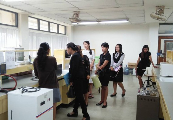 ภาพกิจกรรม ศูนย์วิทยาศาสตร์และวิทยาศาสตร์ประยุกต์ จัดการอบรมโครงการพัฒนาทักษะการใช้เครื่องมือทางวิทยาศาสตร์