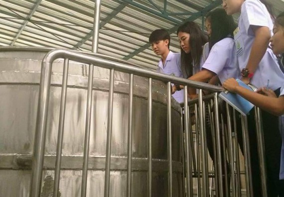 ภาพกิจกรรม โปรแกรมวิชาวิทยาศาสตร์และเทคโนโลยีการอาหาร จัดกิจกรรมศึกษาดูงานสถานประกอบการ