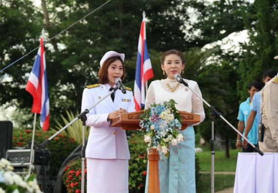 ภาพกิจกรรม คณะวิทยาศาสตร์และเทคโนโลยี เข้าร่วมพิธีเฉลิมพระเกียรติสมเด็จพระนางเจ้าสิริกิติ์