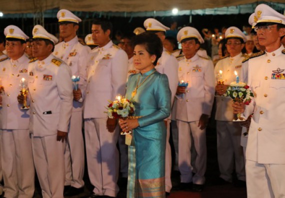 ภาพกิจกรรม คณะวิทยาศาสตร์และเทคโนโลยี เข้าร่วมพิธีเฉลิมพระเกียรติสมเด็จพระนางเจ้าสิริกิติ์