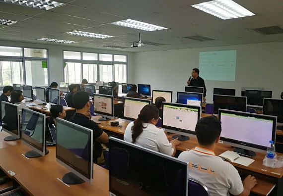 ภาพกิจกรรม คณะวิทยาศาสตร์และเทคโนโลยี เข้าร่วมการอบรมแม่ไก่การใช้ชุดฝึกฝนการสอบมาตรฐานการใช้การใช้ Microsoft office (Mos)