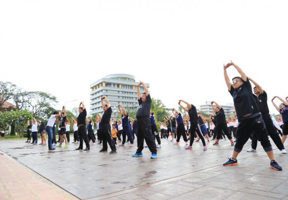 ภาพกิจกรรม คณะวิทยาศาสตร์และเทคโนโลยี เข้าร่วมกิจกรรมออกกำลังกาย ตามแนวคิดของนายกรัฐมนตรี
