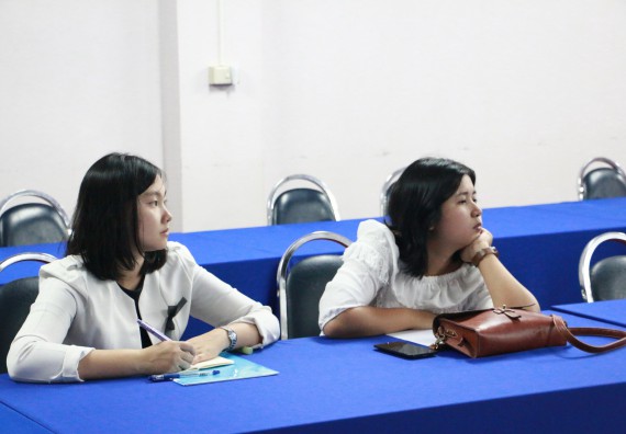 ภาพกิจกรรม คณะวิทยาศาสตร์และเทคโนโลยี จัดกิจกรรมแลกเปลี่ยนเรียนรู้ การปฐมนิเทศบุคลากรใหม่ ประจำปีการศึกษา 2560