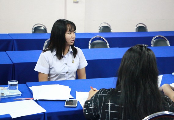 ภาพกิจกรรม คณะวิทยาศาสตร์และเทคโนโลยี สัมภาษณ์ทุนการศึกษา ปตท.สผ. จากทรัพย์ในดินสู่สินทางปัญญา รักษาสิ่งแวดล้อม ของคณะวิทยาศาสตร์และเทคโนโลยี ประจำปี 2560