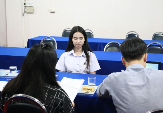 ภาพกิจกรรม คณะวิทยาศาสตร์และเทคโนโลยี สัมภาษณ์ทุนการศึกษา ปตท.สผ. จากทรัพย์ในดินสู่สินทางปัญญา รักษาสิ่งแวดล้อม ของคณะวิทยาศาสตร์และเทคโนโลยี ประจำปี 2560