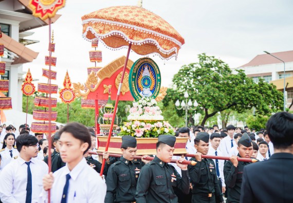 ภาพกิจกรรม คณะวิทยาศาสตร์และเทคโนโลยี เข้าร่วมทำบุญตักบาตรวันคล้ายวันสถาปนามหาวิทยาลัยราชภัฏกำแพงเพชร