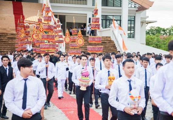 ภาพกิจกรรม คณะวิทยาศาสตร์และเทคโนโลยี เข้าร่วมทำบุญตักบาตรวันคล้ายวันสถาปนามหาวิทยาลัยราชภัฏกำแพงเพชร