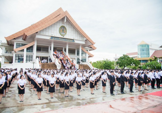 ภาพกิจกรรม คณะวิทยาศาสตร์และเทคโนโลยี เข้าร่วมทำบุญตักบาตรวันคล้ายวันสถาปนามหาวิทยาลัยราชภัฏกำแพงเพชร