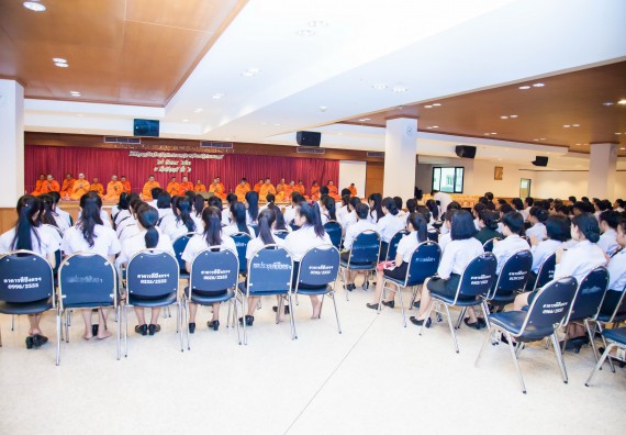 ภาพกิจกรรม คณะวิทยาศาสตร์และเทคโนโลยี เข้าร่วมทำบุญตักบาตรวันคล้ายวันสถาปนามหาวิทยาลัยราชภัฏกำแพงเพชร