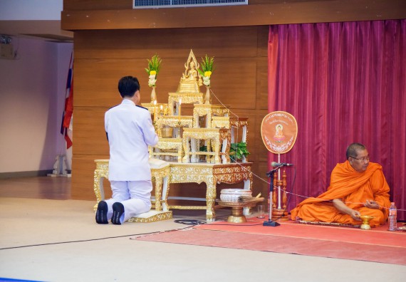 ภาพกิจกรรม คณะวิทยาศาสตร์และเทคโนโลยี เข้าร่วมทำบุญตักบาตรวันคล้ายวันสถาปนามหาวิทยาลัยราชภัฏกำแพงเพชร