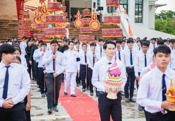 ภาพกิจกรรม คณะวิทยาศาสตร์และเทคโนโลยี เข้าร่วมทำบุญตักบาตรวันคล้ายวันสถาปนามหาวิทยาลัยราชภัฏกำแพงเพชร