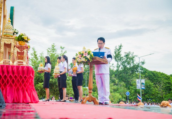 ภาพกิจกรรม คณะวิทยาศาสตร์และเทคโนโลยี เข้าร่วมทำบุญตักบาตรวันคล้ายวันสถาปนามหาวิทยาลัยราชภัฏกำแพงเพชร