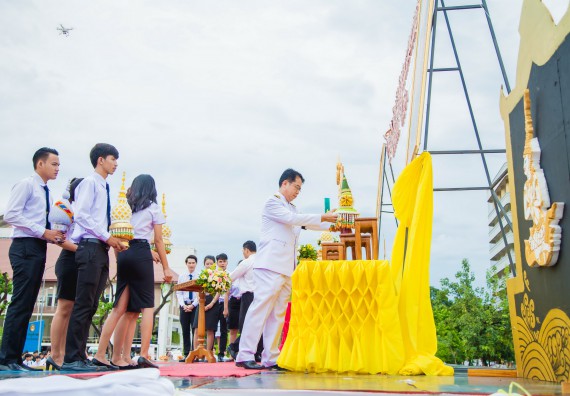 ภาพกิจกรรม คณะวิทยาศาสตร์และเทคโนโลยี เข้าร่วมทำบุญตักบาตรวันคล้ายวันสถาปนามหาวิทยาลัยราชภัฏกำแพงเพชร