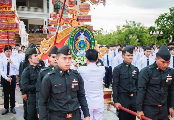 ภาพกิจกรรม คณะวิทยาศาสตร์และเทคโนโลยี เข้าร่วมทำบุญตักบาตรวันคล้ายวันสถาปนามหาวิทยาลัยราชภัฏกำแพงเพชร