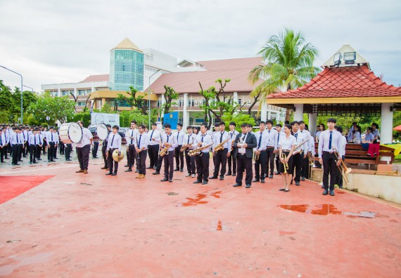 ภาพกิจกรรม คณะวิทยาศาสตร์และเทคโนโลยี เข้าร่วมทำบุญตักบาตรวันคล้ายวันสถาปนามหาวิทยาลัยราชภัฏกำแพงเพชร