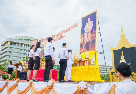 ภาพกิจกรรม คณะวิทยาศาสตร์และเทคโนโลยี เข้าร่วมทำบุญตักบาตรวันคล้ายวันสถาปนามหาวิทยาลัยราชภัฏกำแพงเพชร