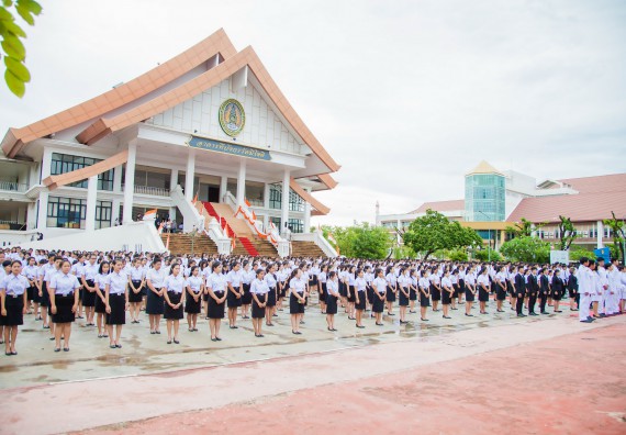 ภาพกิจกรรม คณะวิทยาศาสตร์และเทคโนโลยี เข้าร่วมทำบุญตักบาตรวันคล้ายวันสถาปนามหาวิทยาลัยราชภัฏกำแพงเพชร