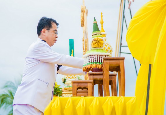 ภาพกิจกรรม คณะวิทยาศาสตร์และเทคโนโลยี เข้าร่วมทำบุญตักบาตรวันคล้ายวันสถาปนามหาวิทยาลัยราชภัฏกำแพงเพชร