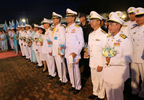 ภาพกิจกรรม คณะวิทยาศาสตร์และเทคโนโลยี เข้าร่วมกิจกรรมแอโรบิกรวมพลคนรักแม่ 12 สิงหา