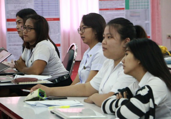 ภาพกิจกรรม โปรแกรมวิชาเคมี จัดกิจกรรมการนำเสนอผลงานวิจัยทางเคมี