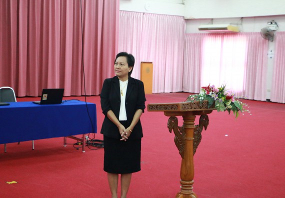 ภาพกิจกรรม โปรแกรมวิชาเคมี จัดกิจกรรมการนำเสนอผลงานวิจัยทางเคมี