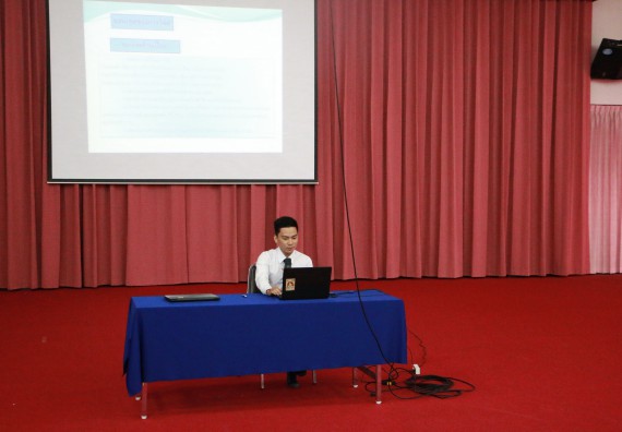 ภาพกิจกรรม โปรแกรมวิชาเคมี จัดกิจกรรมการนำเสนอผลงานวิจัยทางเคมี