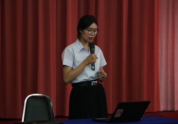 ภาพกิจกรรม โปรแกรมวิชาเคมี จัดกิจกรรมการนำเสนอผลงานวิจัยทางเคมี
