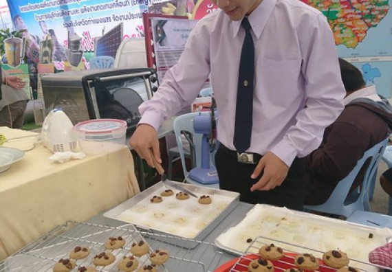 ภาพกิจกรรม คณะวิทยาศาสตร์และเทคโนโลยี เข้าร่วมนิทรรศการกล้วยไข่ครบวงจร ในงานประเพณี “สารทไทยกล้วยไข่และของดีเมืองกำแพง”