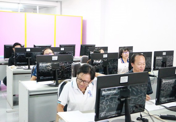 ภาพกิจกรรม คณะวิทยาศาสตร์และเทคโนโลยี จัดการประเมินประสิทธิภาพและประสิทธิผลการปฏิบัติราชการ ครั้งที่ 2 ประจำปีงบประมาณ 2560