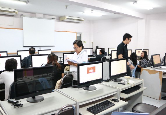 ภาพกิจกรรม คณะวิทยาศาสตร์และเทคโนโลยี จัดการประเมินประสิทธิภาพและประสิทธิผลการปฏิบัติราชการ ครั้งที่ 2 ประจำปีงบประมาณ 2560