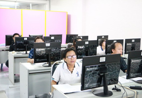 ภาพกิจกรรม คณะวิทยาศาสตร์และเทคโนโลยี จัดการประเมินประสิทธิภาพและประสิทธิผลการปฏิบัติราชการ ครั้งที่ 2 ประจำปีงบประมาณ 2560