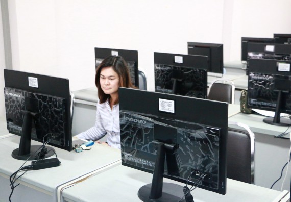 ภาพกิจกรรม คณะวิทยาศาสตร์และเทคโนโลยี จัดการประเมินประสิทธิภาพและประสิทธิผลการปฏิบัติราชการ ครั้งที่ 2 ประจำปีงบประมาณ 2560