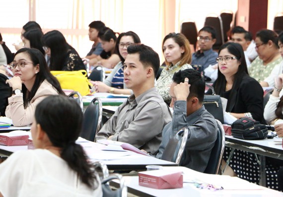 ภาพกิจกรรม คณะวิทยาศาสตร์และเทคโนโลยี เข้าร่วมโครงการฝึกอบรมหลักเกณฑ์และวิธีปฏิบัติเกี่ยวกับการจ่ายเงิน การรับเงินและการนำเงินส่งคลังผ่านระบบอิเล็กทรอนิกส์