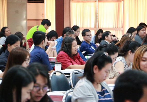 ภาพกิจกรรม คณะวิทยาศาสตร์และเทคโนโลยี เข้าร่วมโครงการฝึกอบรมหลักเกณฑ์และวิธีปฏิบัติเกี่ยวกับการจ่ายเงิน การรับเงินและการนำเงินส่งคลังผ่านระบบอิเล็กทรอนิกส์