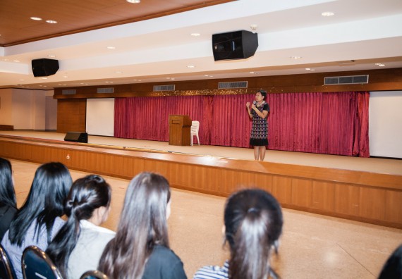 ภาพกิจกรรม พิธีฝึกซ้อมรับพระราชทานปริญญาบัตร  คณะวิทยาศาสตร์และเทคโนโลยี | วันที่ 6  พฤศจิกายน 2560