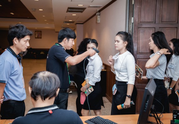 ภาพกิจกรรม พิธีฝึกซ้อมรับพระราชทานปริญญาบัตร  คณะวิทยาศาสตร์และเทคโนโลยี | วันที่ 6  พฤศจิกายน 2560