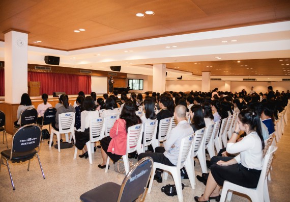 ภาพกิจกรรม พิธีฝึกซ้อมรับพระราชทานปริญญาบัตร  คณะวิทยาศาสตร์และเทคโนโลยี | วันที่ 6  พฤศจิกายน 2560