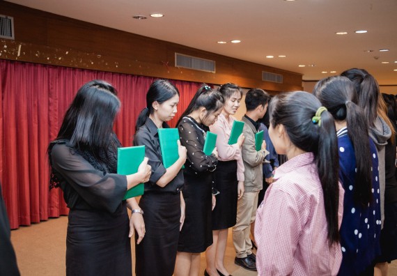 ภาพกิจกรรม พิธีฝึกซ้อมรับพระราชทานปริญญาบัตร  คณะวิทยาศาสตร์และเทคโนโลยี | วันที่ 6  พฤศจิกายน 2560