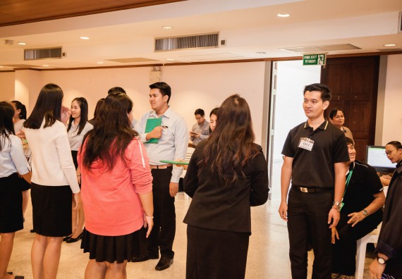 ภาพกิจกรรม พิธีฝึกซ้อมรับพระราชทานปริญญาบัตร  คณะวิทยาศาสตร์และเทคโนโลยี | วันที่ 6  พฤศจิกายน 2560