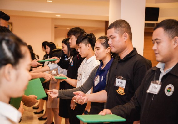 ภาพกิจกรรม พิธีฝึกซ้อมรับพระราชทานปริญญาบัตร  คณะวิทยาศาสตร์และเทคโนโลยี | วันที่ 6  พฤศจิกายน 2560